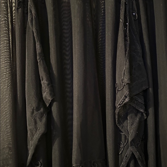 Elegant Black Sheer Dress with Lace Detail - Picture 10 of 16